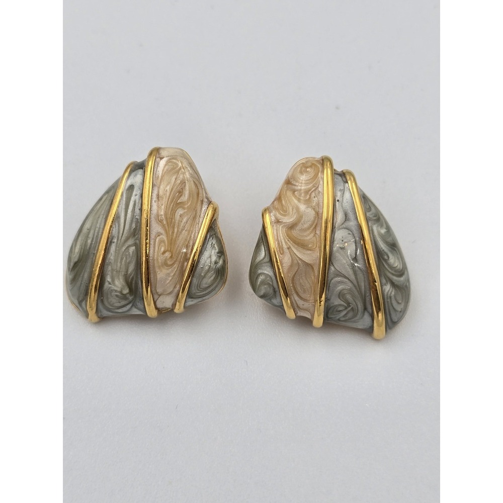 Monet Vintage Gold Tone Enamel Clip On Earrings Beige Grey Swirl Fashion Jewelry